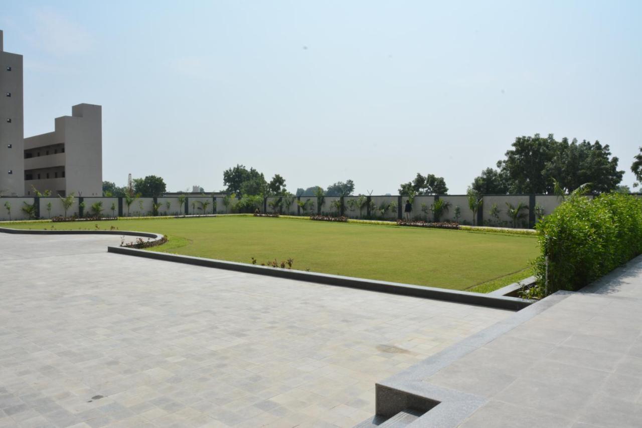 Hotel Treehouse Morina Vithalpur Exterior foto